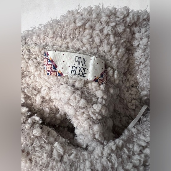 PINK ROSE Beige boucle cowl neck sweater size L. - Picture 9 of 13